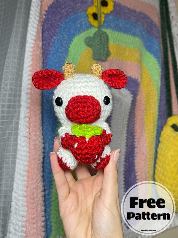 crochet strawberry cow free amigurumi pattern (2)