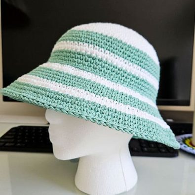 striped-free-bucket-hat-crochet-pattern