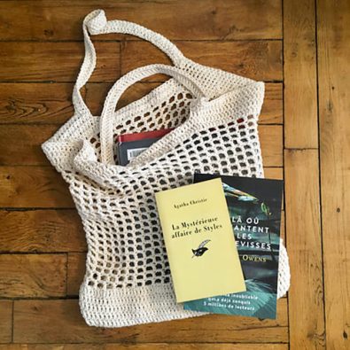 back-to-beach-mesh-crochet-beach-bag-free-pattern