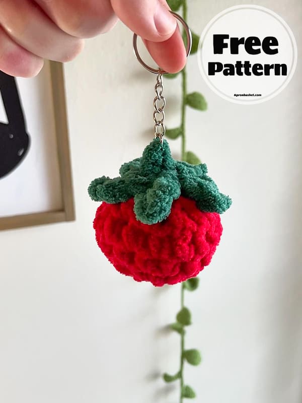 Fast And Easy Tomato Crochet Keychain Free Pattern - 2