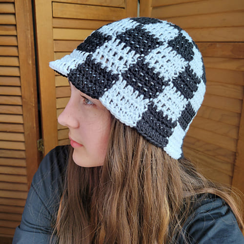 Free Crochet Checkered Bucket Hat Pattern