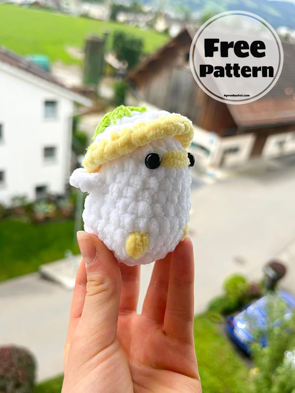 Mini Lemon Crochet Chick Free Pattern (2)