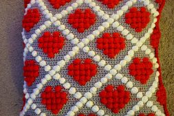 mini-heart-pillow-crochet-pattern-free