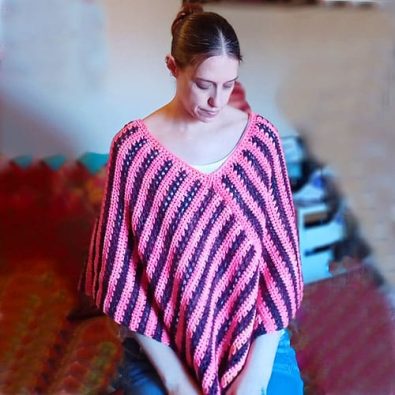 pink-summer-poncho-crochet-free-pattern