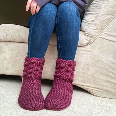 purple-cozy-free-crochet-sock-slipper-pattern