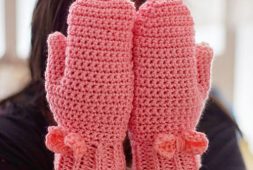 little-bow-tie-free-simple-crochet-mittens-pattern