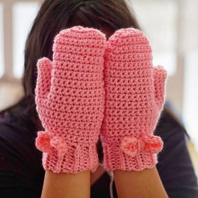 little-bow-tie-free-simple-crochet-mittens-pattern