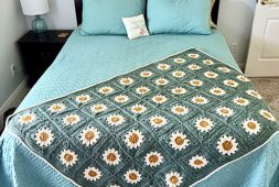 granny-free-daisy-crochet-pattern-blanket