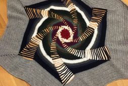 afghan-free-spiral-blanket-crochet-pattern