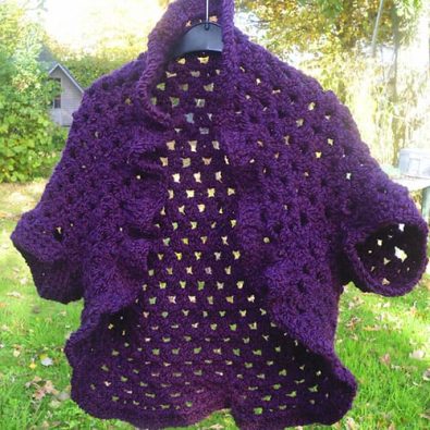 easy-ruffle-border-free-cocoon-shrug-crochet-pattern